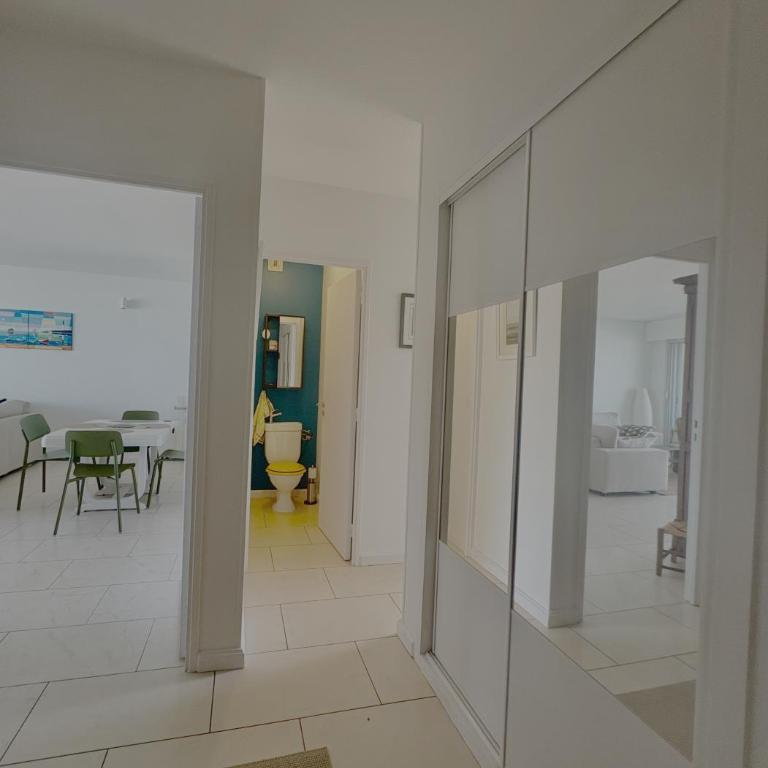 Apt4pers rénové vuemer accès plage terrasse parking wifi - Two-Bedroom Apartment - 15