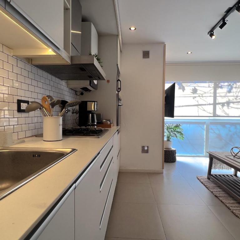 Depto Ariel 2 - Depto para 4 PAX con terraza, parrilla y cochera en La Perla, Mar del Plata - Hola Sur - Apartamento de 1 dormitorio - 4