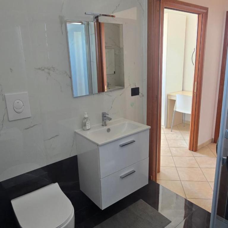 Anthemare B&B - Appartamento con 1 Camera da Letto con Balcone e Vista Città - 15