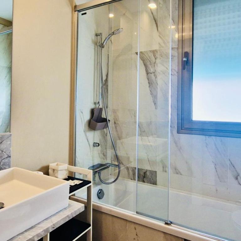 Luxury small B&B with heated Pool in Los Cristianos - Double Room with Terrace - 2