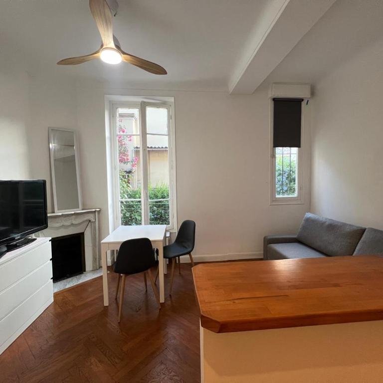 Studio au Calme Avec Jardin - Apartamento de 1 dormitorio - 2