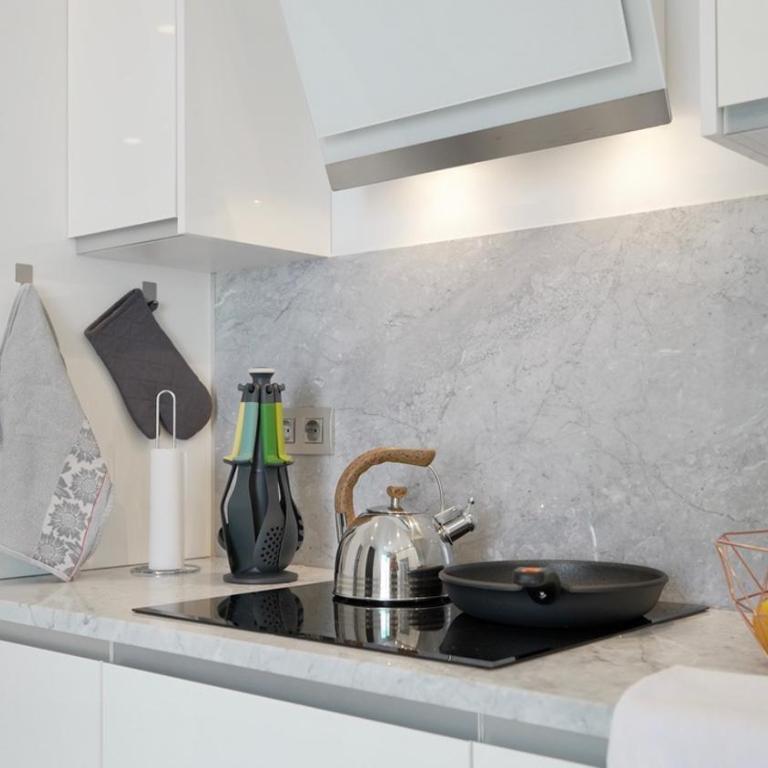 Luxury small B&B with heated Pool in Los Cristianos - King Room with Balcony - 5