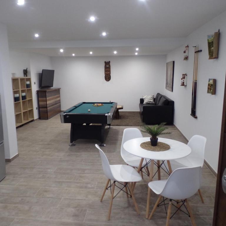 Apt Buendía Aeropuerto Málaga Playa - Apartamento de 1 dormitorio con jardín - 7