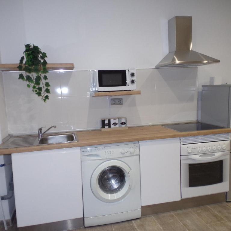 Apt Buendía Aeropuerto Málaga Playa - Apartamento de 1 dormitorio con jardín - 24