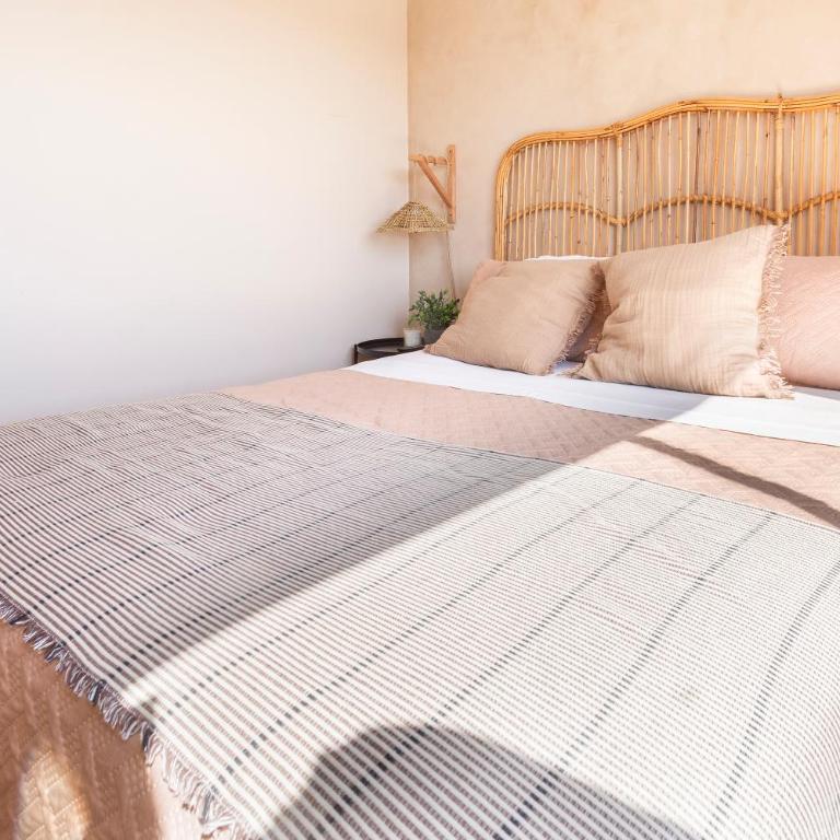 Dpto de 4 dormitorios con aire acondicionado a pasos del Parque Arauco - Apartment - 30