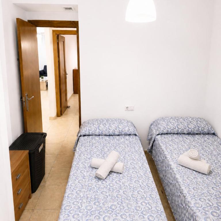 Piso a 150 metros de la Playa con Aire Acondicionado Centralizado - Apartamento de 2 dormitorios - 7
