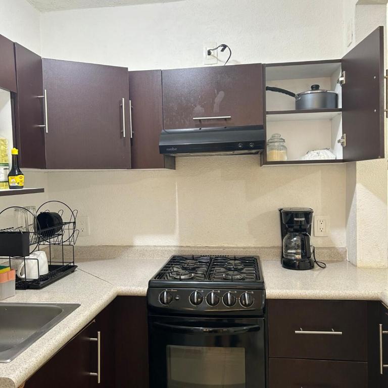 Comfortable apartment with pool near beaches - Apartamento de 2 dormitorios - 16