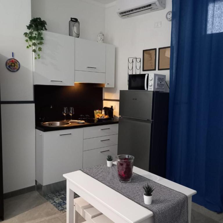 DanyCentralHouse - Two-Bedroom House - 4