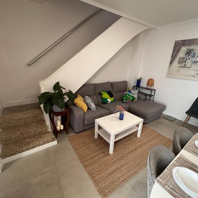Large New House with Terraces and Air Conditioning - Casa de 6 dormitorios - 65