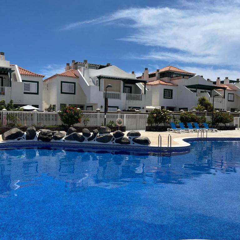 Private apartment, private solarium & 2 terraces et Piscine - Apartamento de 1 dormitorio - 1