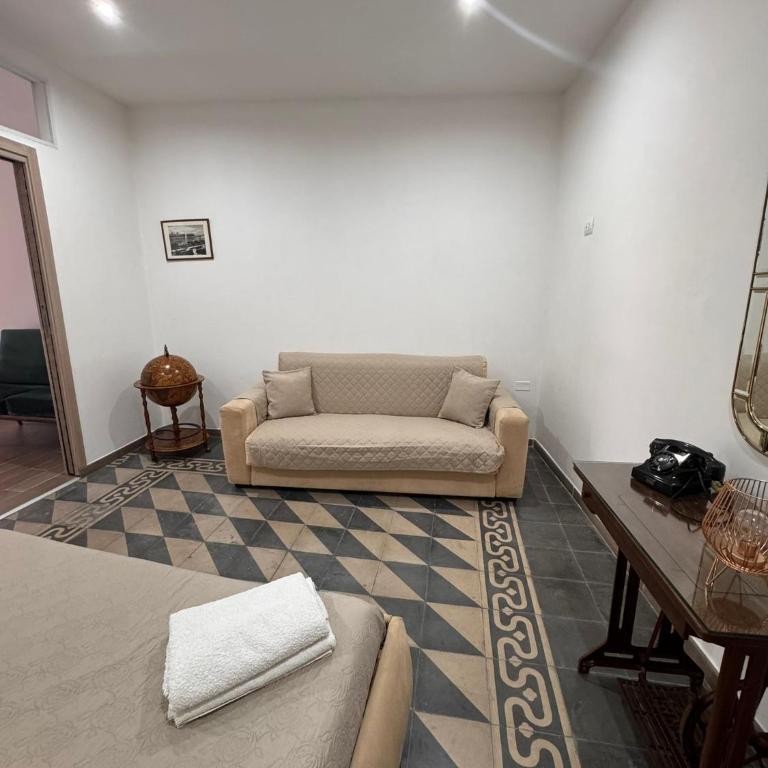 La Corte del Castello - Appartamento Loft con 1 Camera da Letto e Balcone - 1