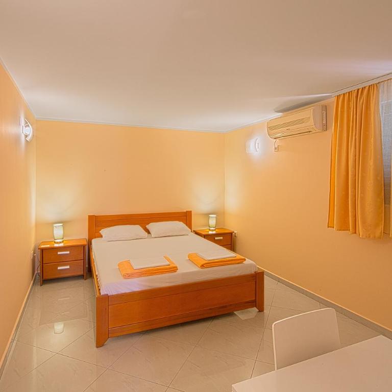 Apartments Mika - Studio - 3