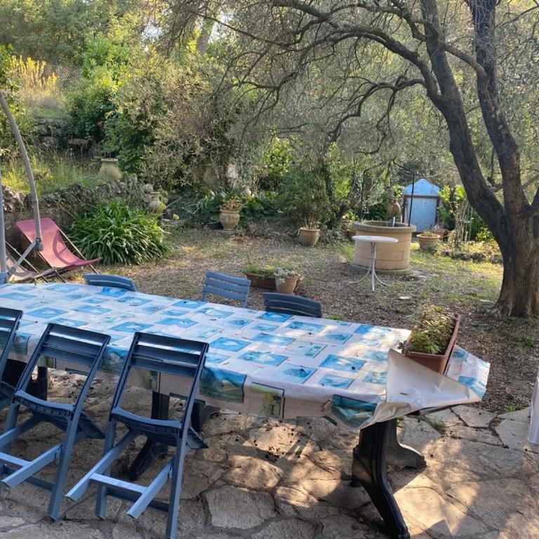Cannes-Mougins- Quiet house-10 min to Sea - Haus mit 3 Schlafzimmern - 2
