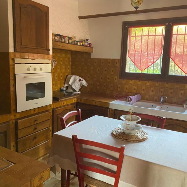 Cannes-Mougins- Quiet house-10 min to Sea - Haus mit 3 Schlafzimmern - 10