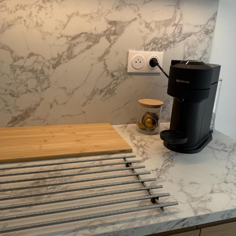 Casa Harmonia Élégant Cocon rénové Clim & confort - Apartamento de 1 dormitorio - 10