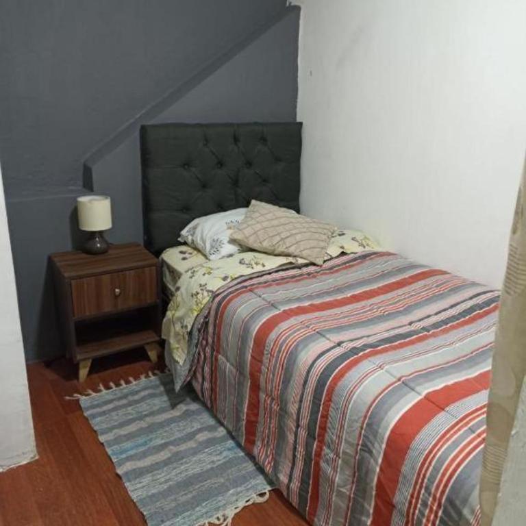 Turismo Quintamar 5 poniente 431 Viña del mar - Habitación Triple con baño privado - 1