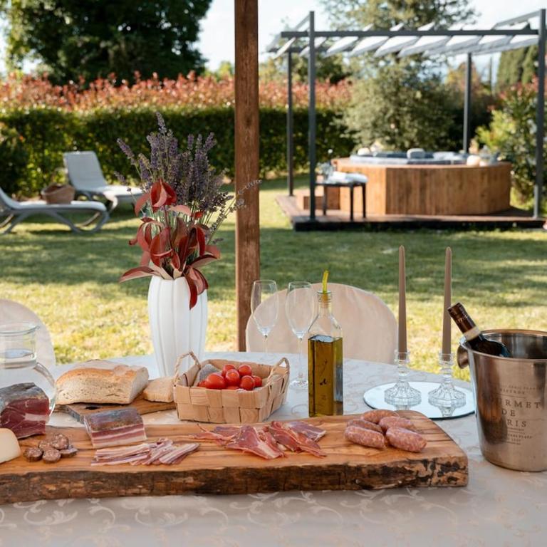 Casa Le Camelie idromassaggio e relax Lucca - Casa a Schiera con 2 Camere da Letto - 17