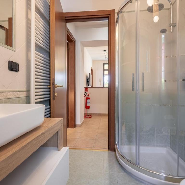 Casa Le Camelie idromassaggio e relax Lucca - Casa a Schiera con 2 Camere da Letto - 36