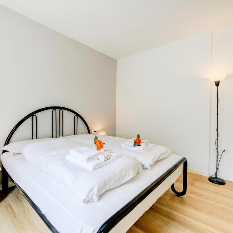 Balcone Sui Tigli Few Min From The Lake - Happy Rentals - Appartamento con Terrazza - 17