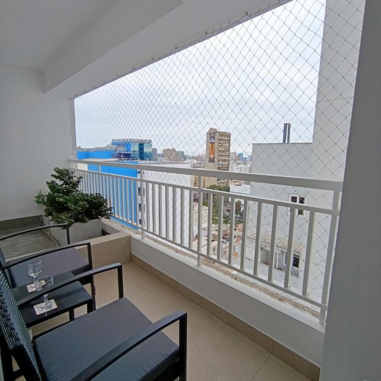 Vive Miraflores - One-Bedroom Apartment - 13