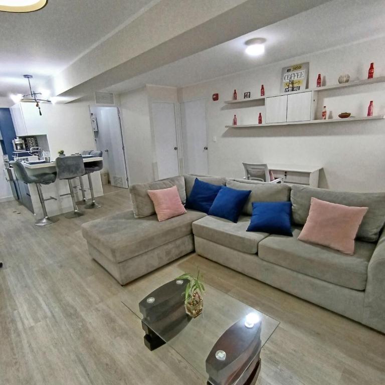 Vive Miraflores - One-Bedroom Apartment - 18