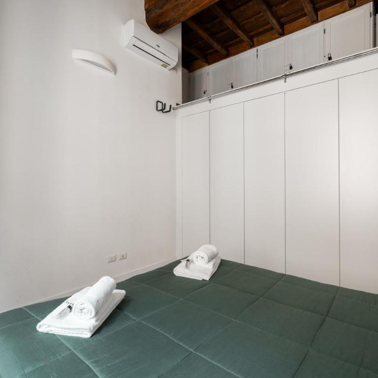 Luxury Roman Retreat- Colosseum - One-Bedroom Apartment - 6