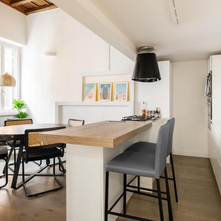 Luxury Roman Retreat- Colosseum - One-Bedroom Apartment - 10