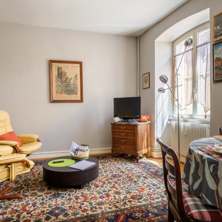 F1 dans maison du 17 ème - Appartement - 11
