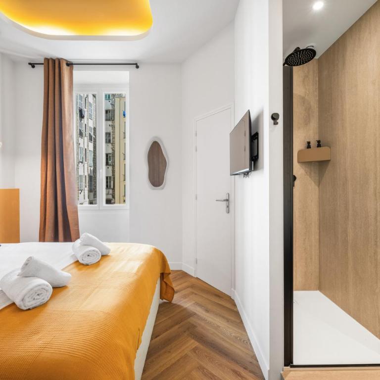 Luxueux, équipé en plein coeur de nice AC-PARKING - 4 ROOMS - Appartement - 67