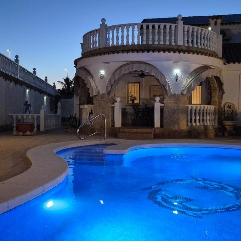 Enjoy complete seclusion at Casa Delfin, featuring your own stunning private pool and sunset views - Villa con piscina privada - 32