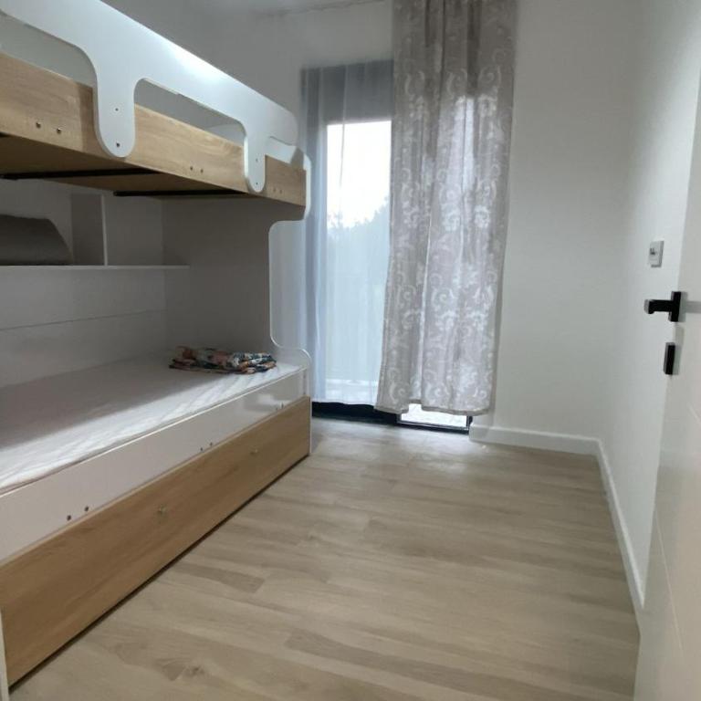 Modern Garden House - Standardna Porodična Soba - 7