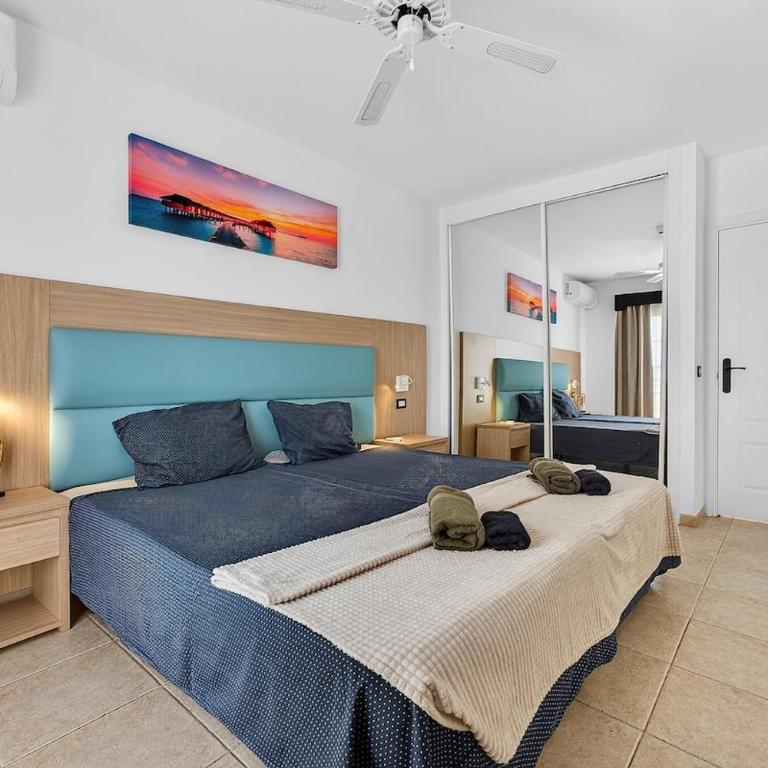 Heated Pool & Ocean Views Los Cristianos - Apartamento de 1 dormitorio - 2