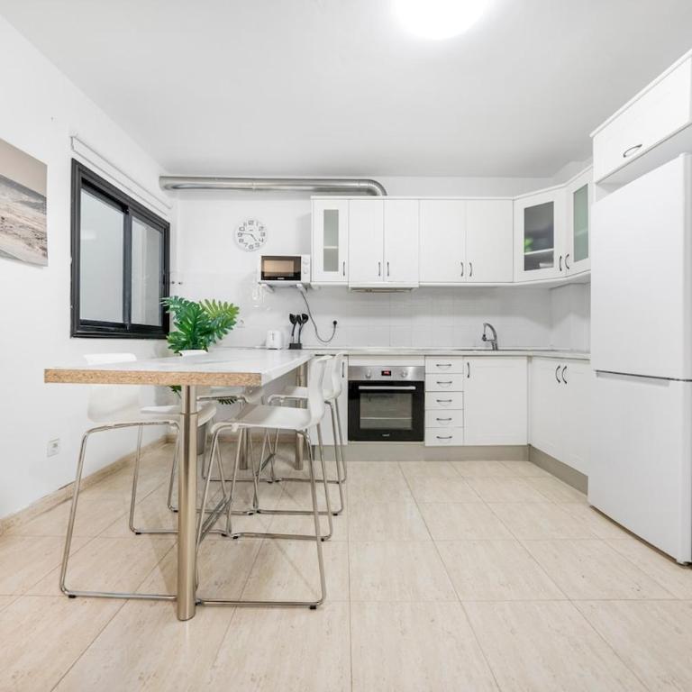 Surf & Stay Las Canteras 150m from the Beach - Appartamento con 2 Camere da Letto - 21