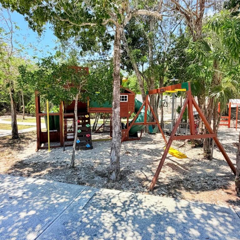 Villa de Lujo con Alberca Privada y Amplio Jardín - Villa - 14