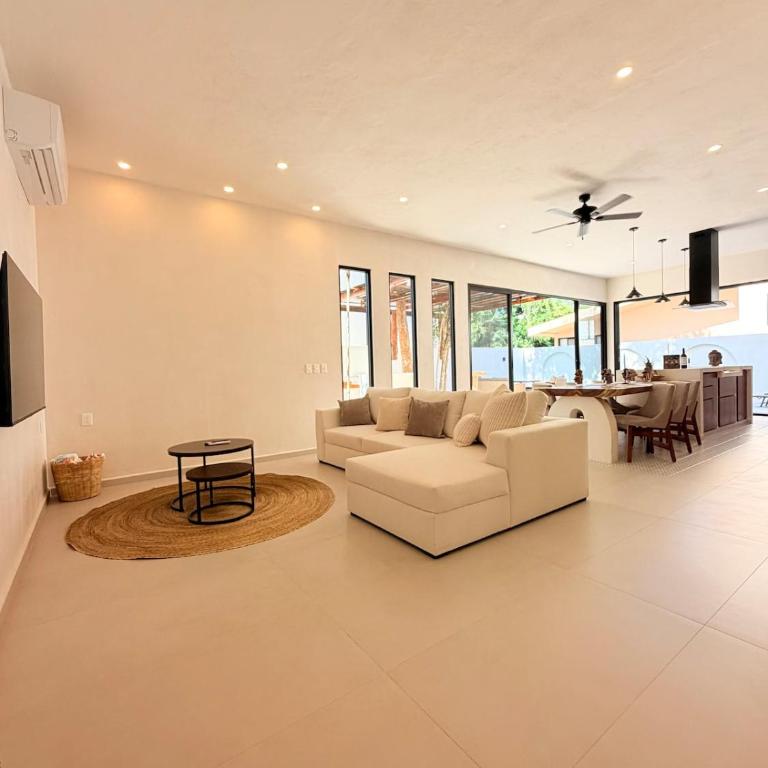 Villa de Lujo con Alberca Privada y Amplio Jardín - Villa - 32