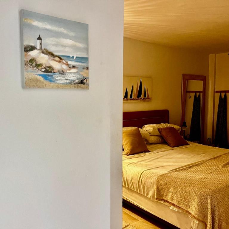 Impeccable large apartment with immense terrace and private garden overlooking the mountain, featuring 2 bedrooms and sleeping up to 4 guests located 100 meters from Plaza Maestranza - Apartamento de 2 dormitorios - 37