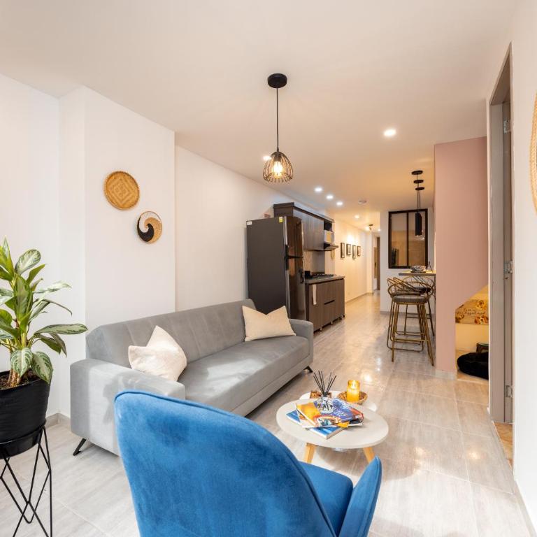 AC, 7 personas, 202 Cinque 7540, cerca al Estadio - Three-Bedroom Apartment - 1