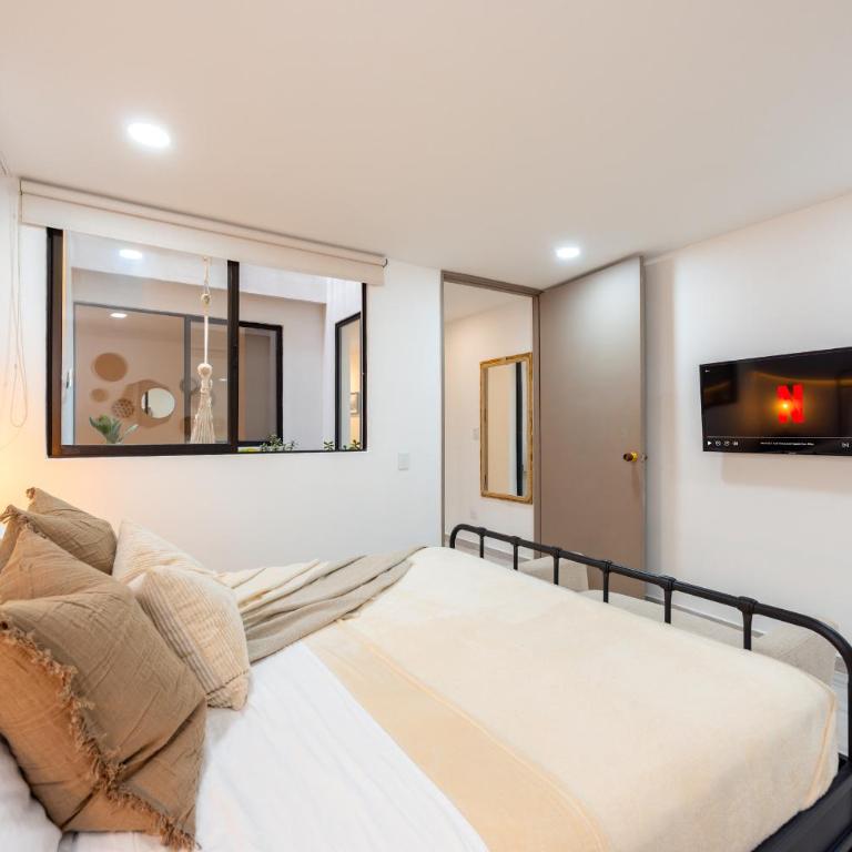 AC, 7 personas, 202 Cinque 7540, cerca al Estadio - Three-Bedroom Apartment - 21