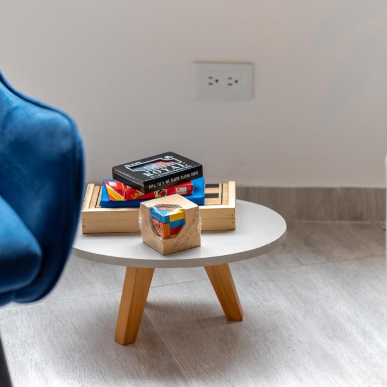 AC, 7 personas, 202 Cinque 7540, cerca al Estadio - Three-Bedroom Apartment - 15