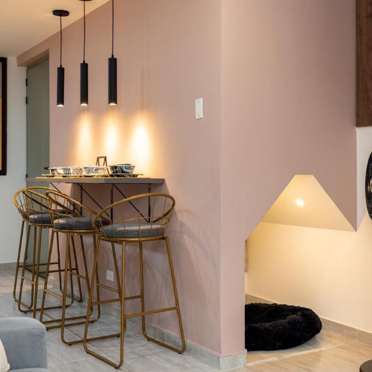 AC, 7 personas, 202 Cinque 7540, cerca al Estadio - Three-Bedroom Apartment - 40
