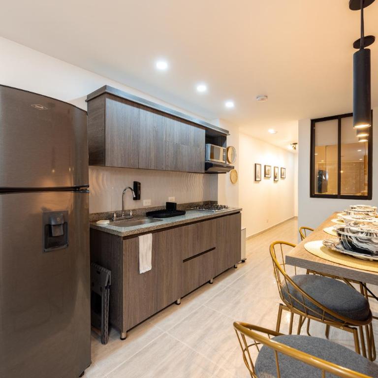AC, 7 personas, 202 Cinque 7540, cerca al Estadio - Three-Bedroom Apartment - 29