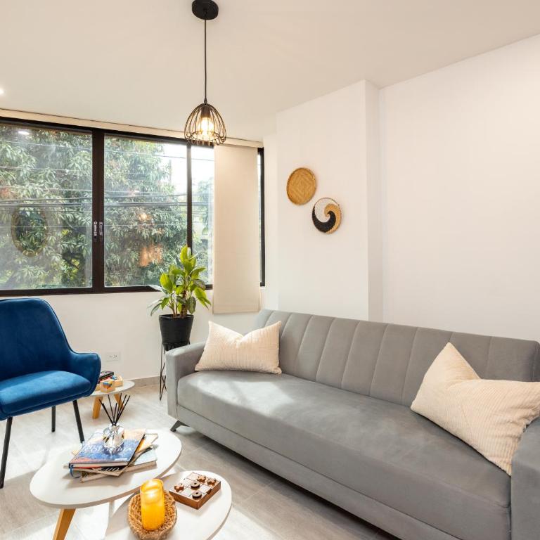 AC, 7 personas, 202 Cinque 7540, cerca al Estadio - Three-Bedroom Apartment - 54