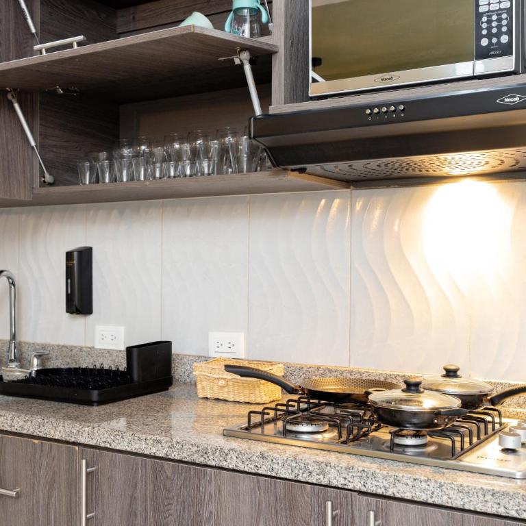 AC, 7 personas, 202 Cinque 7540, cerca al Estadio - Three-Bedroom Apartment - 55