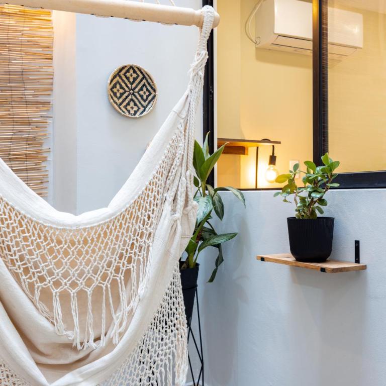 AC, 7 personas, 202 Cinque 7540, cerca al Estadio - Three-Bedroom Apartment - 87