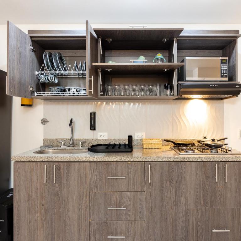 AC, 7 personas, 202 Cinque 7540, cerca al Estadio - Three-Bedroom Apartment - 72