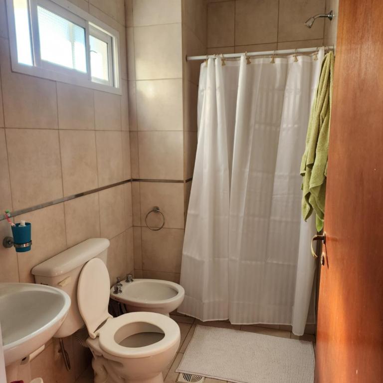Hotel America - Habitación Cuádruple con baño - 3