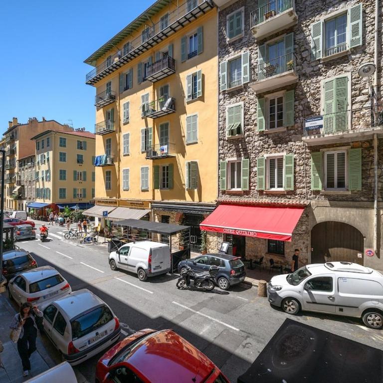 Port of Nice Sleeps 4 A C Renovated - Appartement 2 Chambres - 16