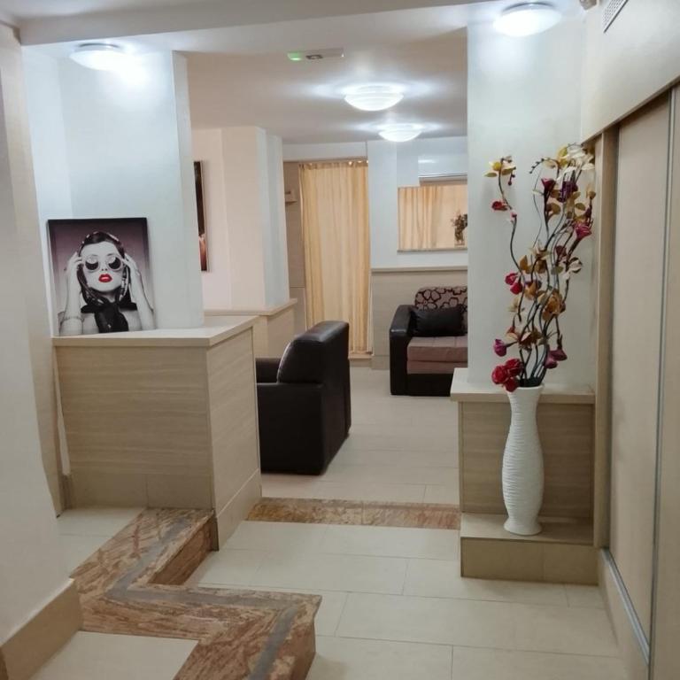 DivaLux New Suite E Boutique Hotel with AC and Wi-Fi - One-Bedroom Apartment - 12