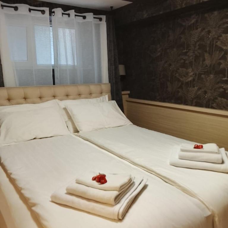 DivaLux New Suite E Boutique Hotel with AC and Wi-Fi - One-Bedroom Apartment - 14