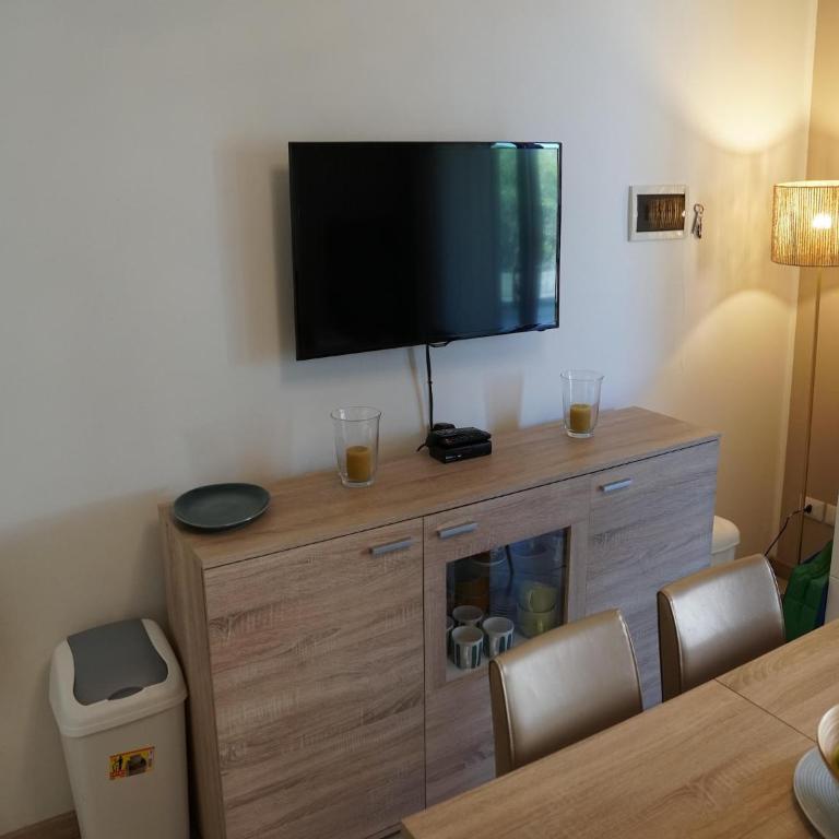 welcoming holiday apartment nearby Lazise centre - Casa Vacanze con 2 Camere da Letto - 7
